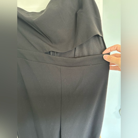 One arm cutout jumpsuit - Picture 2 of 4